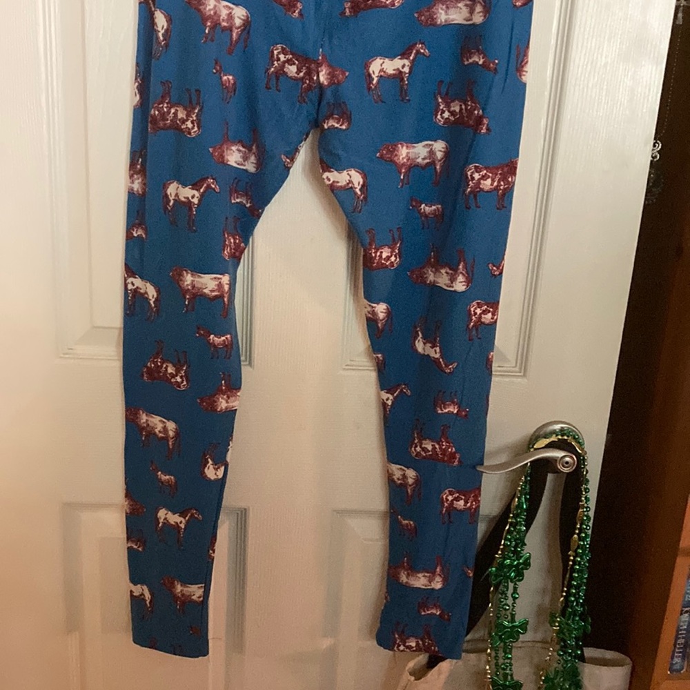 Livestock leggings LuLaRoe TC